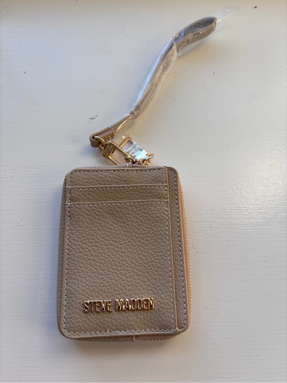 Steve Madden Beige Leather Wristlet Card Case